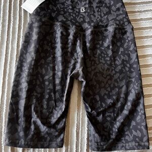 NWT BuffBunny limitless Collection S